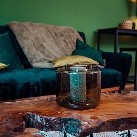 Green & Modern - City - Netflix - Wifi - 2 Person Essen Buitenkant foto
