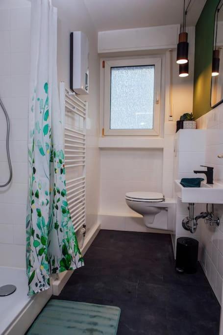 Green & Modern - City - Netflix - Wifi - 2 Person Essen Buitenkant foto