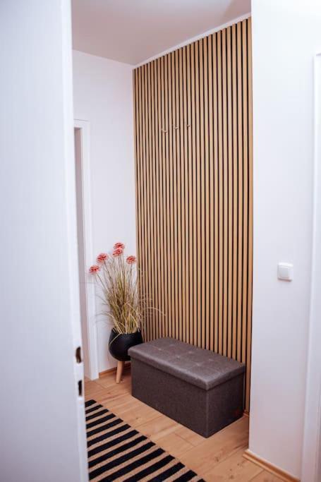 Green & Modern - City - Netflix - Wifi - 2 Person Essen Buitenkant foto